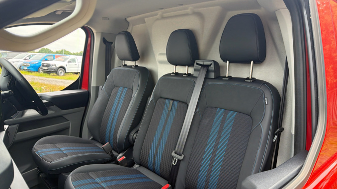Ford Transit Custom 320 L1 Diesel Fwd 2.0 EcoBlue 170ps H1 Van Sport Auto - Image 33